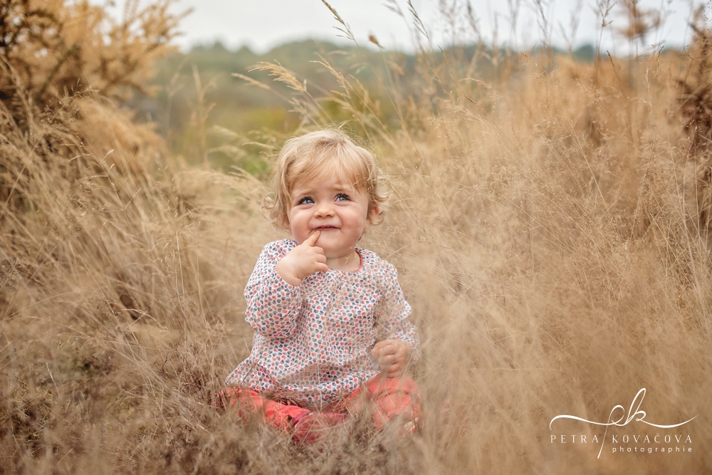 Shooting bébé 1 an : des accessoires à prévoir - Petra Kovacova Photographe
